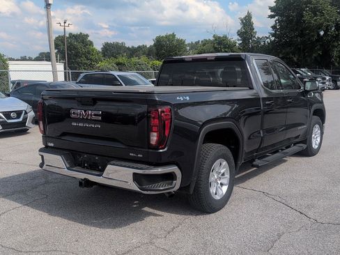 Used 2023 GMC Sierra 1500 SLE AWD/4WD image 3