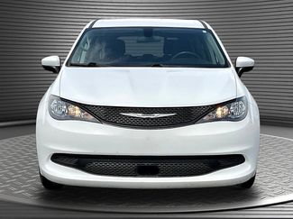 Used 2022 Chrysler Voyager LX FWD video 2