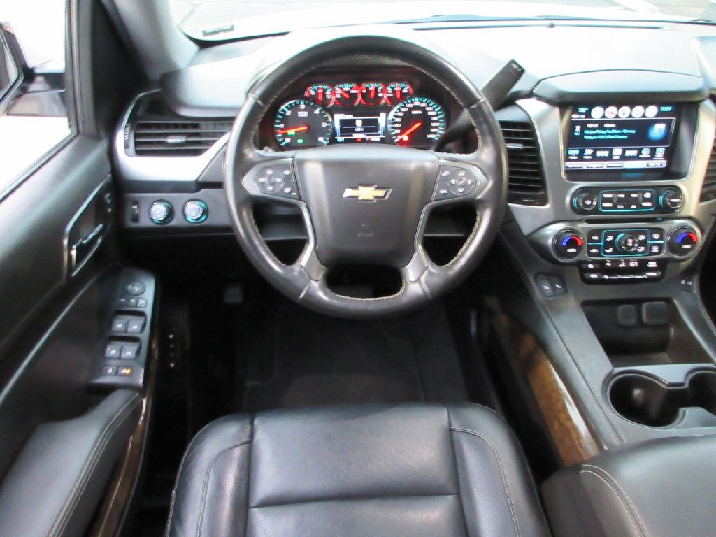 Certified 2019 Chevrolet Tahoe LT w/ LT Signature Package AWD/4WD image 15
