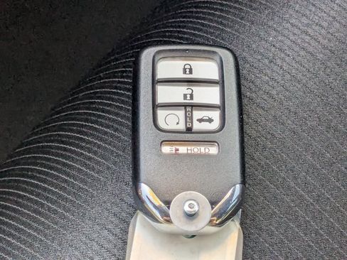 Used 2022 Honda Accord Sport image 30