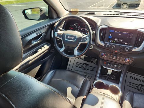 Used 2020 GMC Terrain SLT w/ Preferred Package image 13