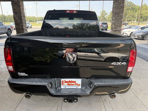 Used 2015 RAM 1500 Express AWD/4WD image 8