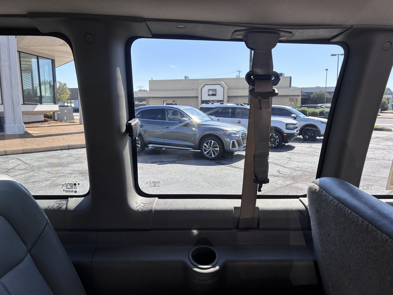 Used 2020 Chevrolet Express 2500 LS RWD image 24