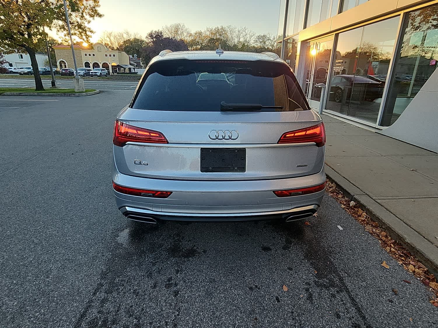 Used 2023 Audi Q5 2.0T Premium Plus AWD/4WD image 7