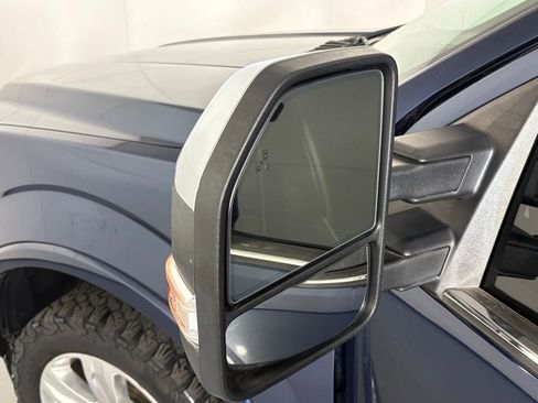 Used 2018 Ford F150 Platinum w/ Equipment Group 701A Luxury image 13