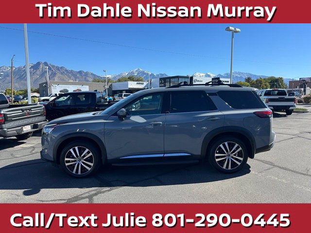 Used 2024 Nissan Pathfinder Platinum w/ Cargo Package AWD/4WD image 7