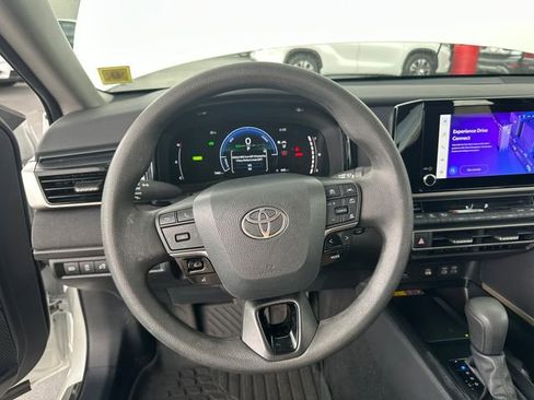 Certified 2025 Toyota Camry LE image 19