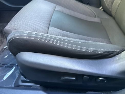 Used 2020 Subaru Outback Premium image 14