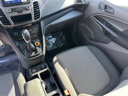 Used 2020 Ford Transit Connect XL image 16