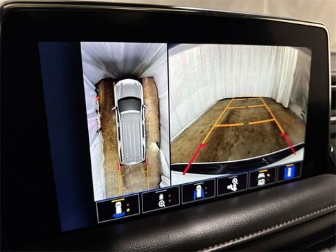 Certified 2024 Chevrolet Suburban High Country image 23