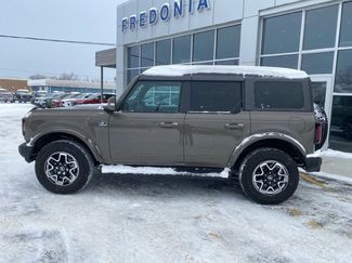 Used 2025 Ford Bronco Outer Banks video 2