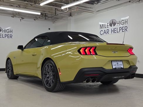 Used 2025 Ford Mustang GT Premium w/ GT Performance Package RWD image 20
