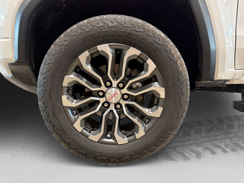 Used 2023 GMC Canyon Denali AWD/4WD image 57