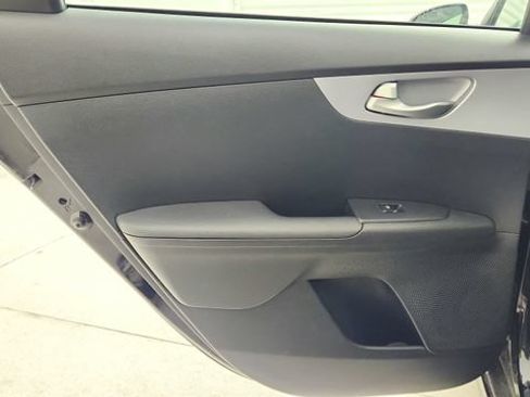 Used 2024 Kia Forte LXS FWD image 19