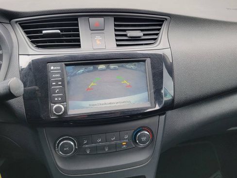 Used 2019 Nissan Sentra S w/ Appearance Package FWD image 15