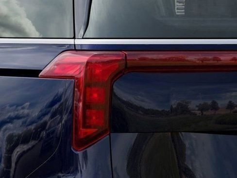 New 2026 Kia Carnival EX FWD image 11