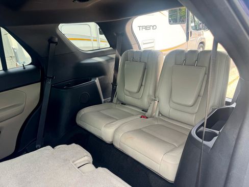 Used 2013 Ford Explorer XLT image 15
