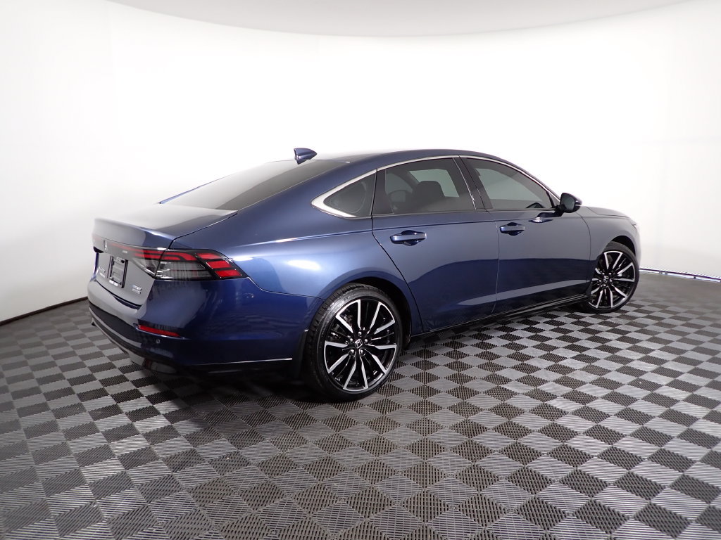 Used 2024 Honda Accord Touring image 19
