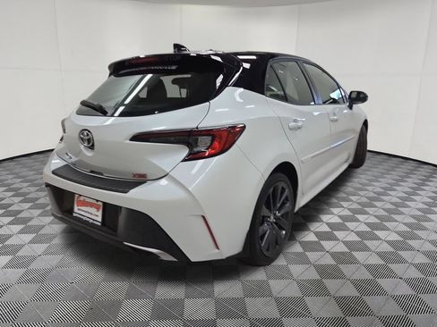 Used 2024 Toyota Corolla XSE FWD image 4