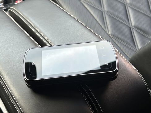 Used 2014 Bentley Flying Spur W12 image 19