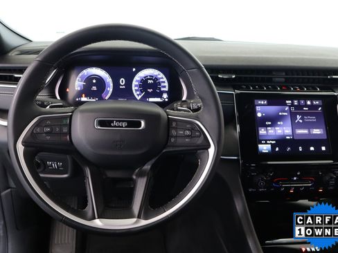 Used 2024 Jeep Grand Cherokee L Laredo image 23