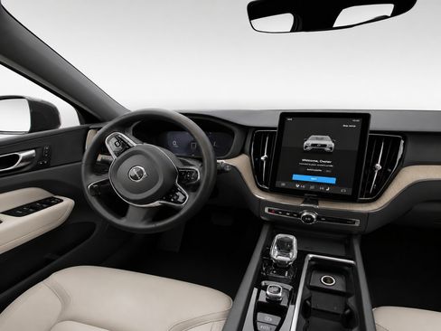 Certified 2026 Volvo XC60 B5 Core w/ Climate Package AWD/4WD image 14