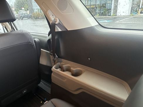 New 2026 Kia Carnival LXS image 31