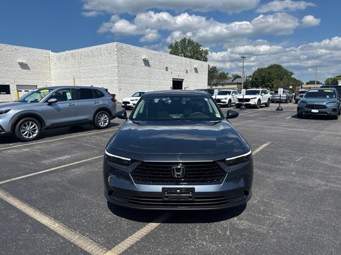 Certified 2023 Honda Accord EX image 10