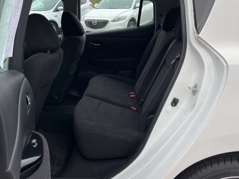 Used 2016 Nissan Leaf SV FWD image 13