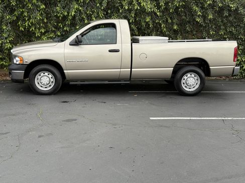Used 2004 Dodge Ram 2500 Truck ST image 6