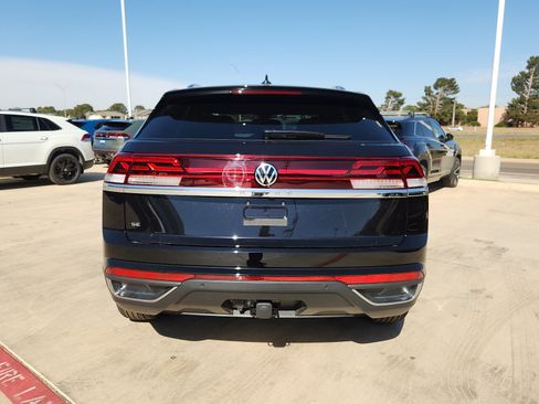 New 2026 Volkswagen Atlas Cross Sport SE FWD image 6