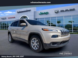 Used 2015 Jeep Cherokee Latitude AWD/4WD video 1
