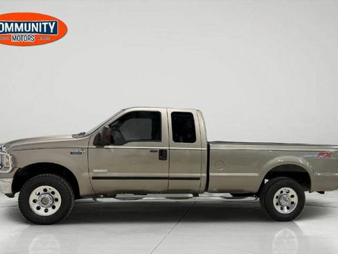 Used 2005 Ford F250 XL image 3