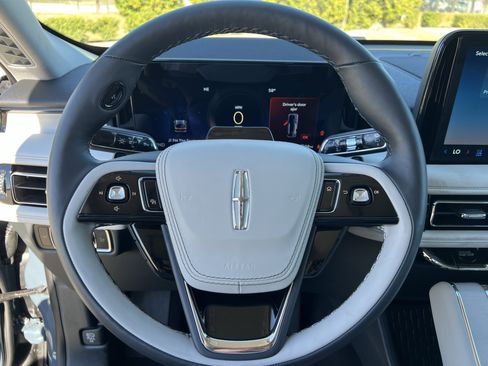 New 2026 Lincoln Aviator Reserve image 15