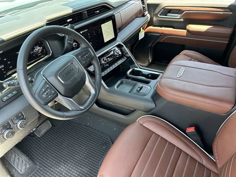 New 2026 GMC Sierra 2500 Denali Ultimate AWD/4WD image 10