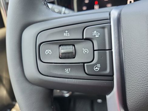 New 2025 GMC Sierra 2500 SLE w/ SLE Value Package; image 21