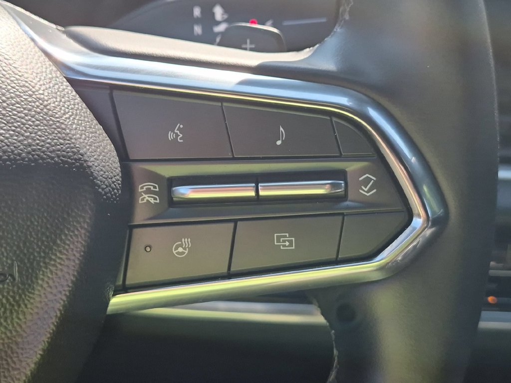 Used 2026 Chevrolet Equinox LT FWD image 20