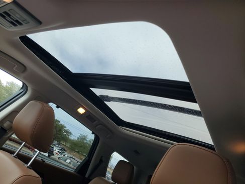 New 2026 Nissan Pathfinder Platinum image 18