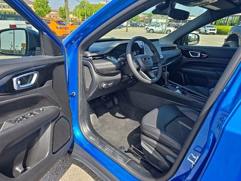 New 2026 Jeep Compass Latitude AWD/4WD image 12