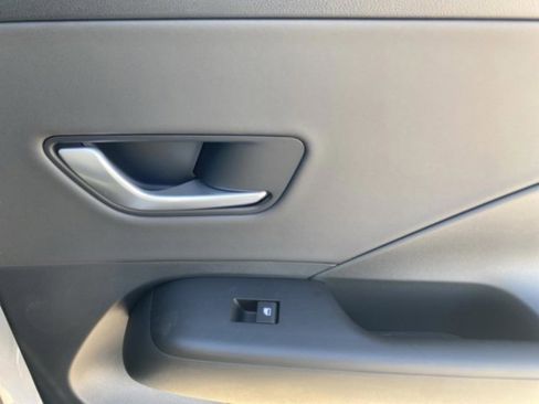 New 2026 Hyundai Kona Limited FWD image 29