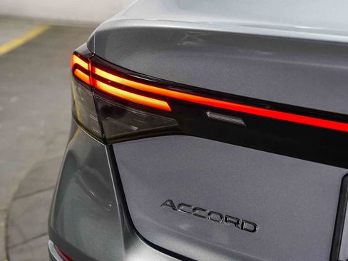 Used 2023 Honda Accord LX image 11