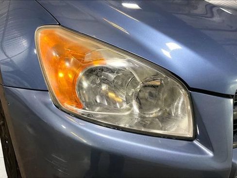 Used 2011 Toyota RAV4 4WD w/ Base L4 Extra Value Pkg image 4