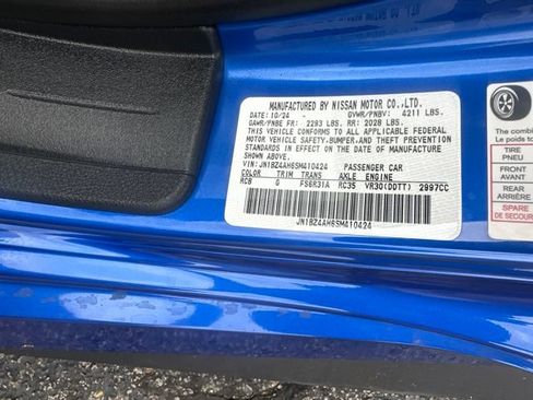 Used 2025 Nissan Z Sport w/ Floor Mat Package RWD image 31