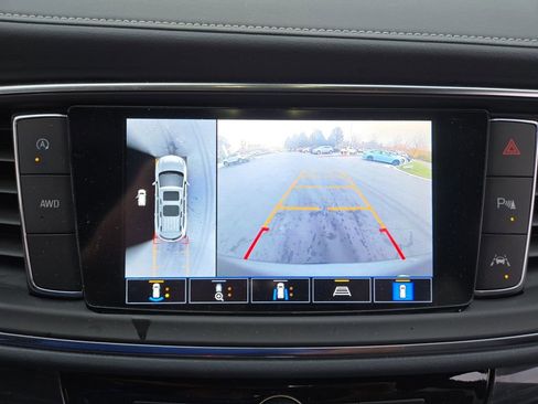 Used 2024 Buick Enclave Essence w/ Technology Package image 22