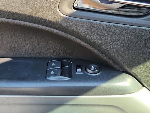 Used 2021 Chevrolet Colorado LT w/ Redline Special Edition image 29