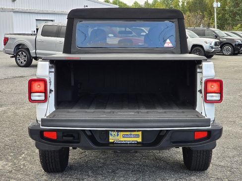 Used 2024 Jeep Gladiator Sport image 26
