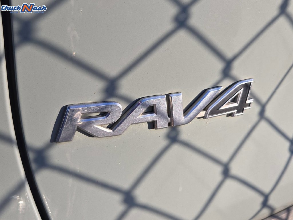 Used 2021 Toyota RAV4 XLE w/ Convenience Package AWD/4WD image 7