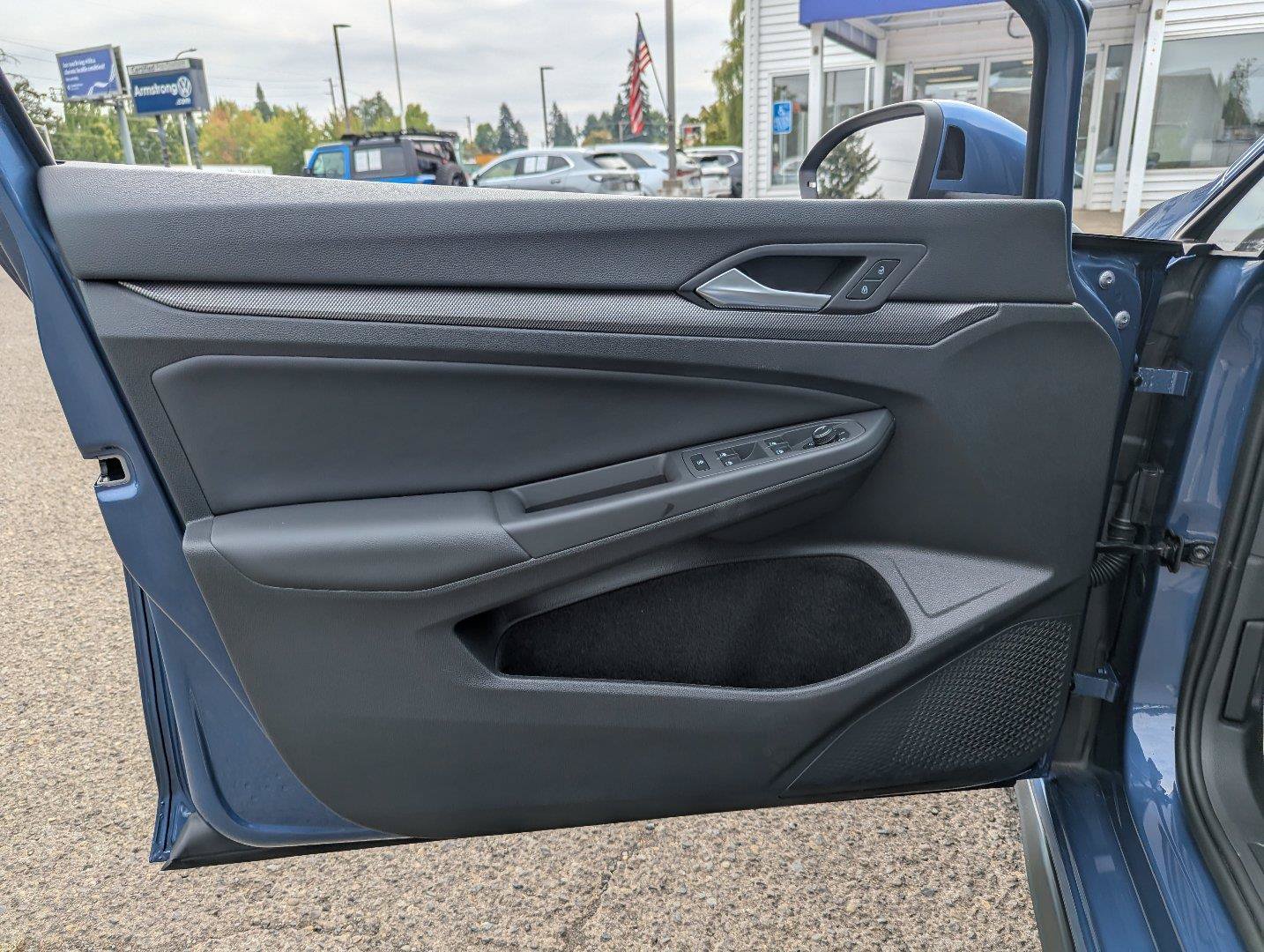 Certified 2025 Volkswagen GTI SE w/ SE Leather Seating Package FWD image 10