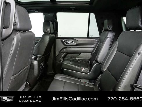Used 2024 Chevrolet Tahoe Z71 w/ Z71 Off-Road Package AWD/4WD image 18