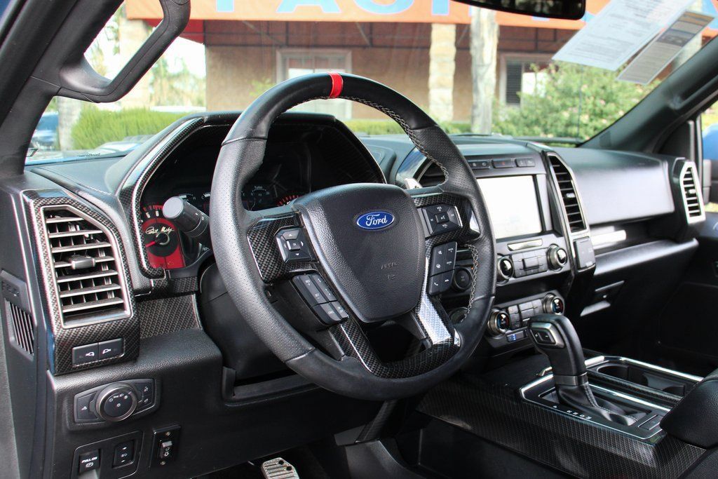 Used 2019 Ford F150 Raptor w/ Equipment Group 802A Luxury AWD/4WD image 24